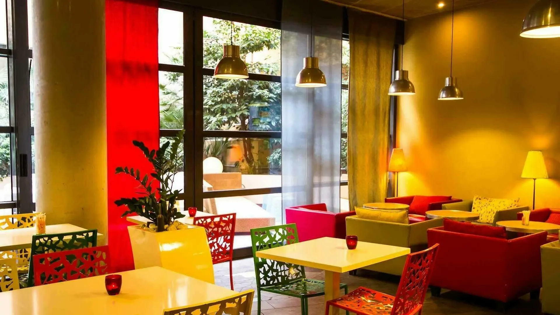 Novotel Suites Cannes Centre Hotel