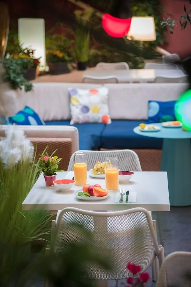 **** Hotel Novotel Suites Cannes Centre France